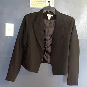 women’s black cropped blazer
